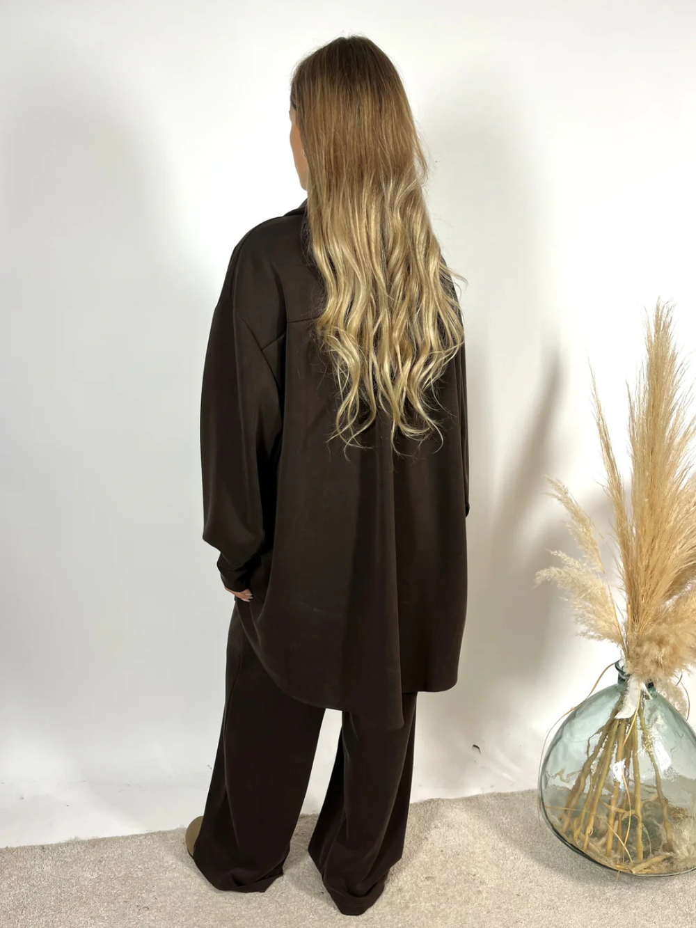 Maxi camisa oversize de manga larga con aberturas en puños