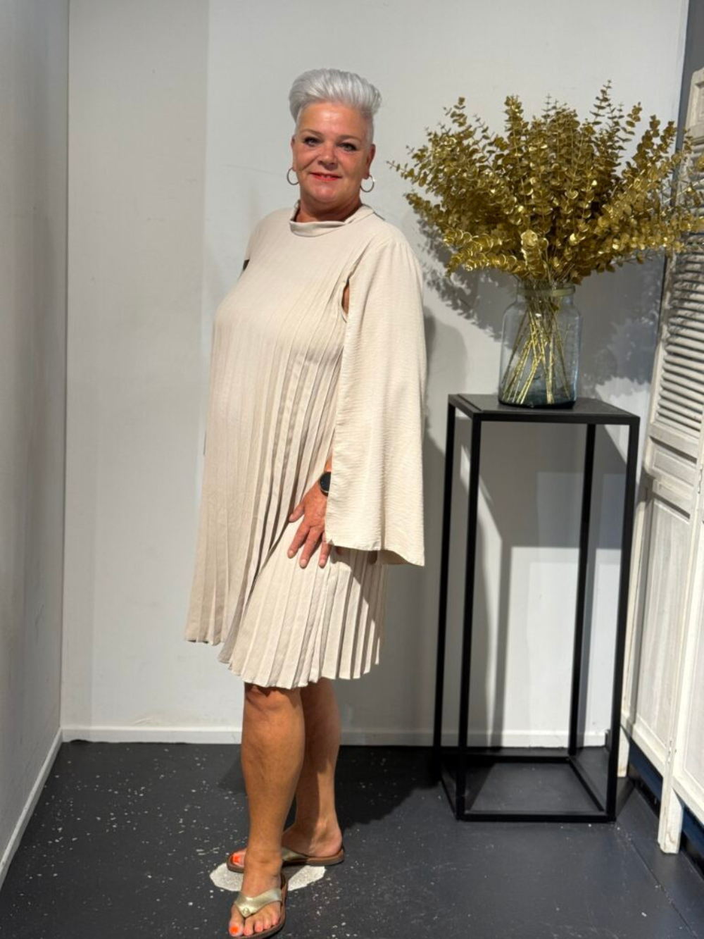 Vestido Plisado Zilam Manga Abierta