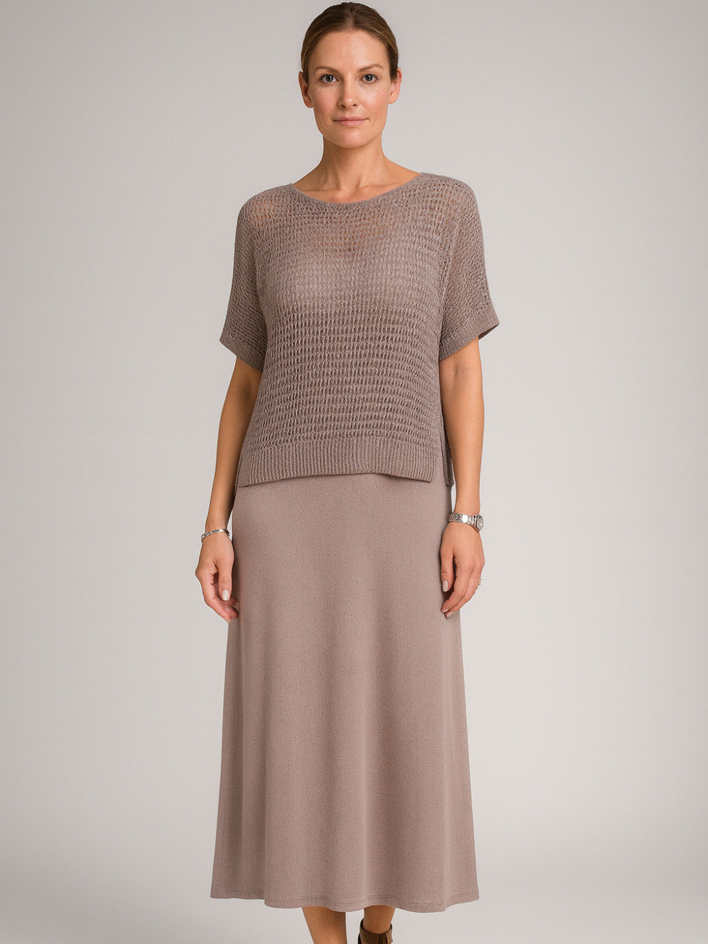 Conjunto Aura de dos piezas con vestido y top calado