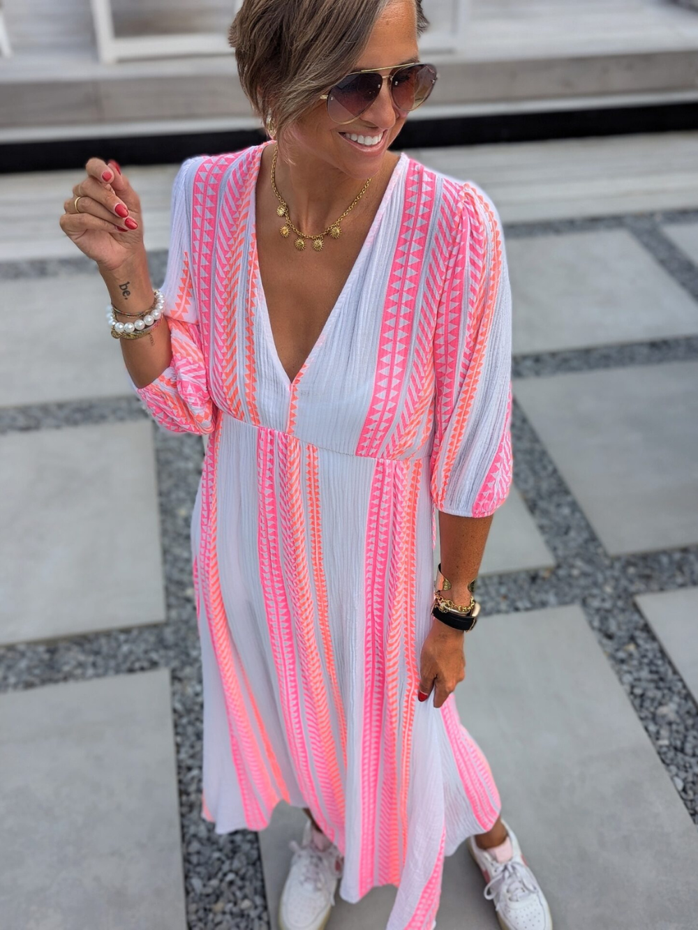 Vestido Estampado con cuello en V