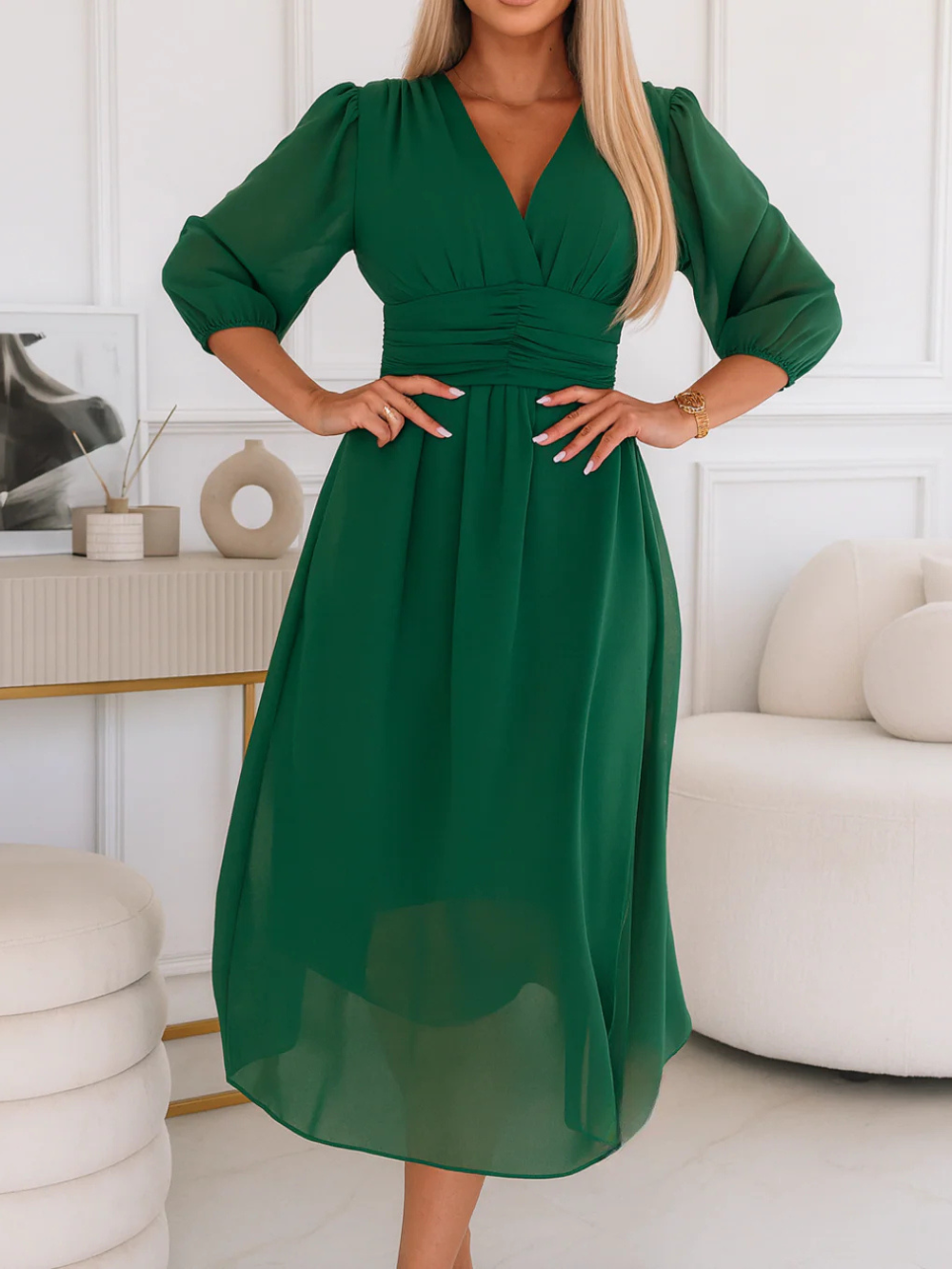 Vestido midi cuello en V fruncido y mangas abullonadas