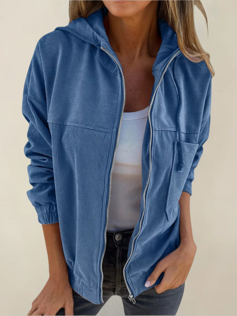 Chaqueta con Capucha de Pana